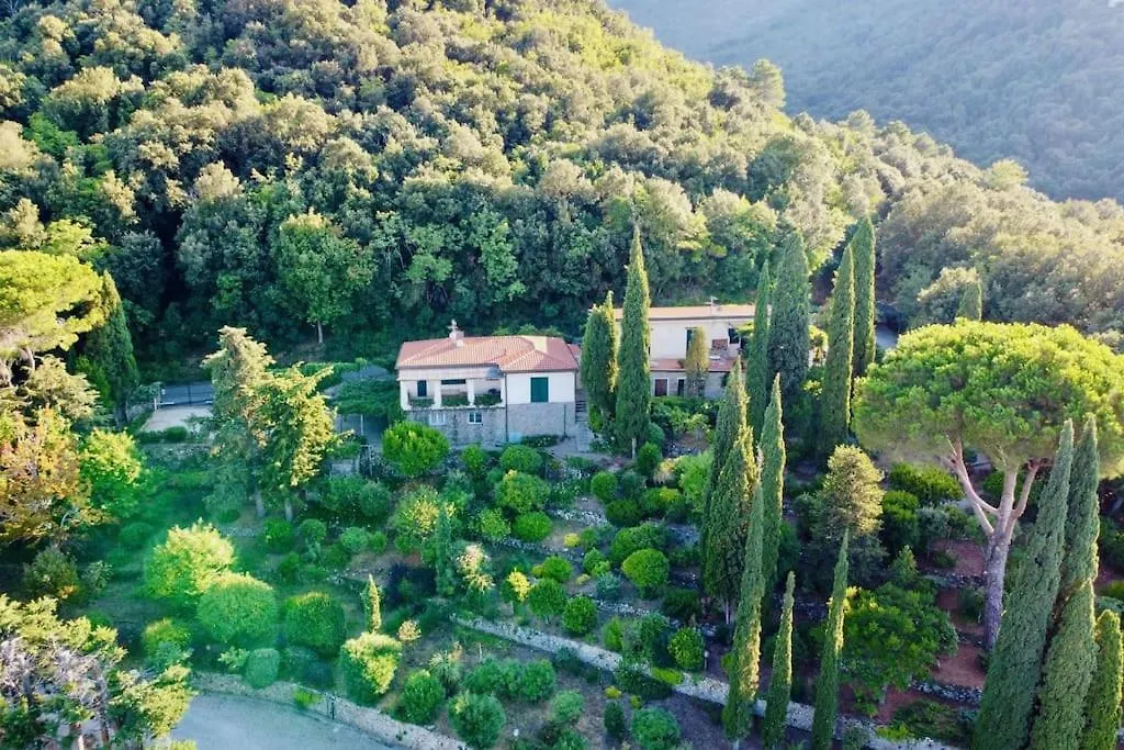 Tenuta Bussadori - Casa Del Maresciallo Poggio  0*, Poggio (Livorno) Italy