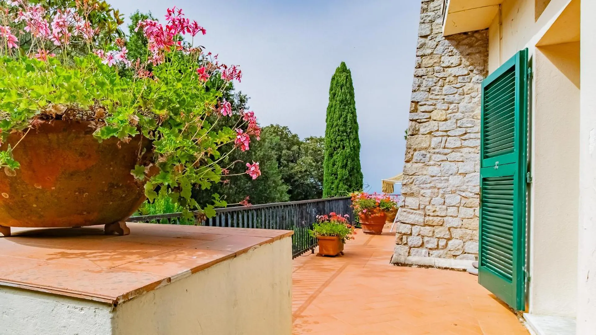 Tenuta Bussadori - Casa Del Maresciallo Poggio  0*, Poggio (Livorno)